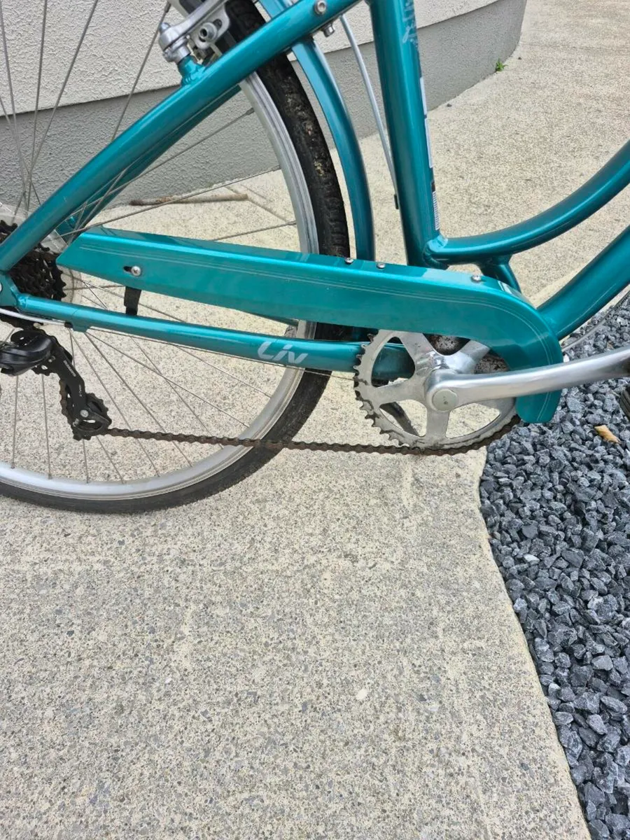 Ladies bicycle - Image 2