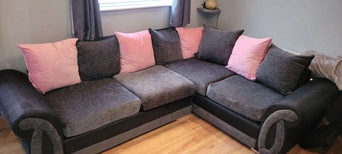 corner sofa - Image 3