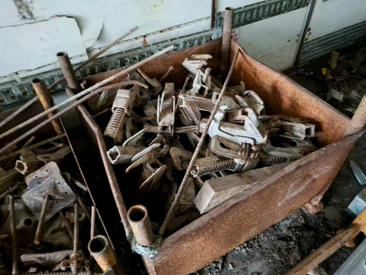 Shuttering clamps - Image 2