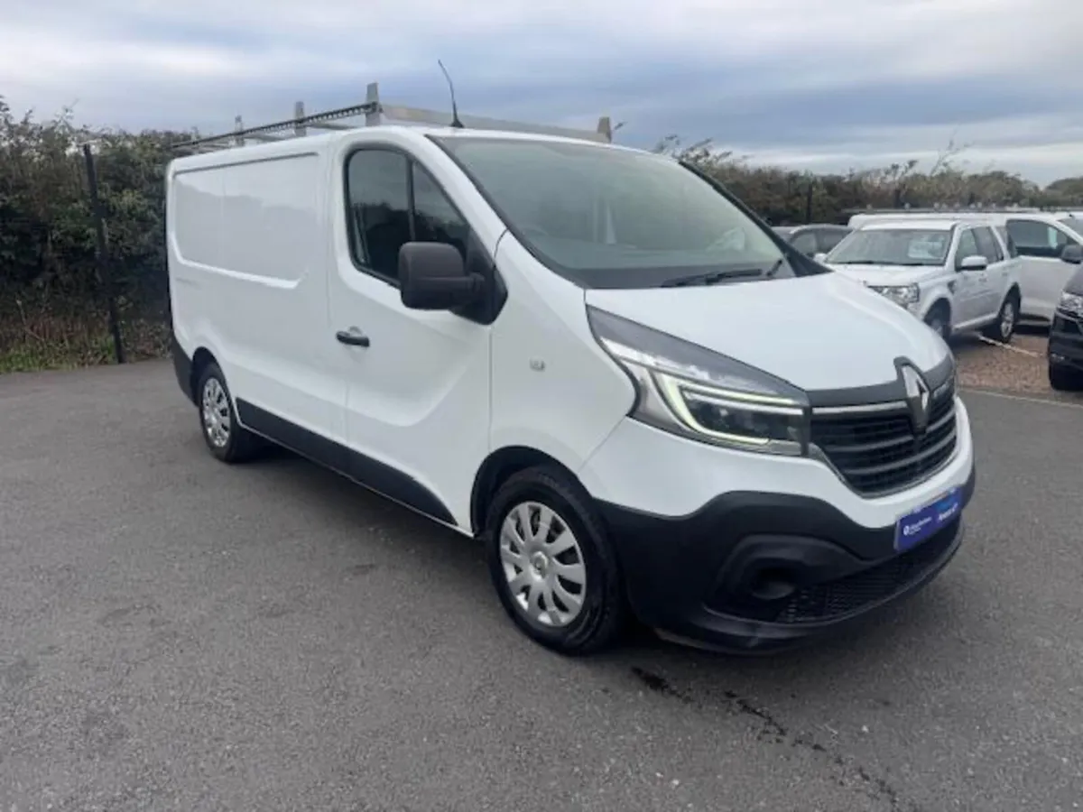 Renault Trafic 2.0 Diesel -Dealer Service History - Image 1