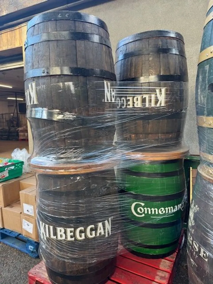 Oak / Pub Whiskey Barrels with wooden table top - Image 2