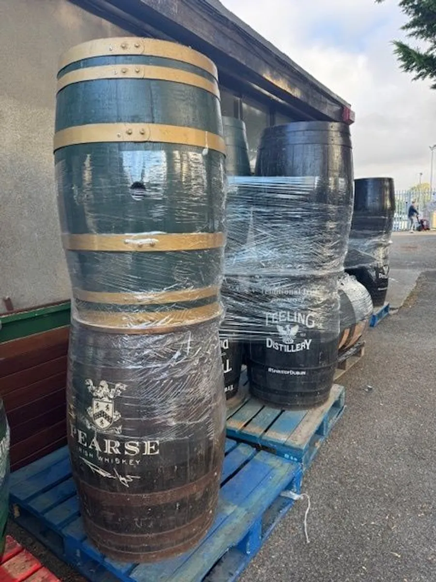 Oak / Pub Whiskey Barrels with wooden table top - Image 3