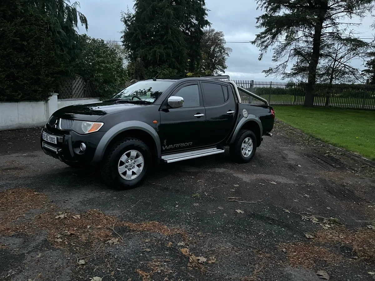 Mitsubishi l200 warrior 2.5 diesel 4wd doe 03/26 - Image 3