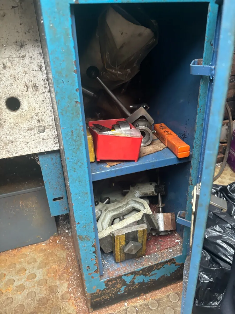 Bench lathe single phase lots tooling 240v - Image 3