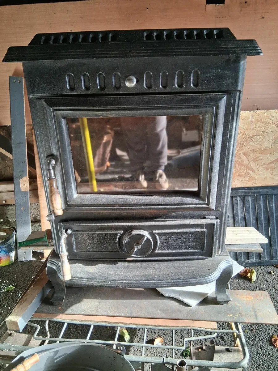 Stove - Image 3