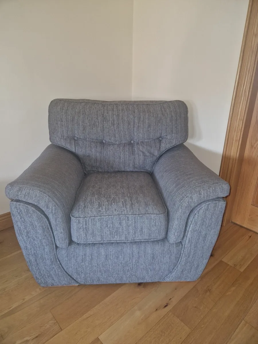 Grey 3+1+1 sofa - Image 3