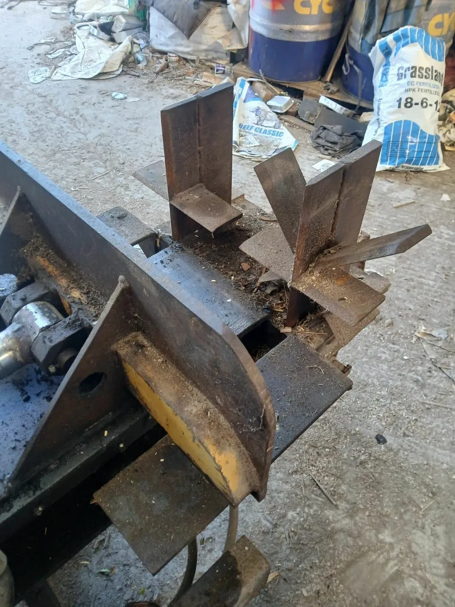 Hydraulic firewood splitter - Image 3