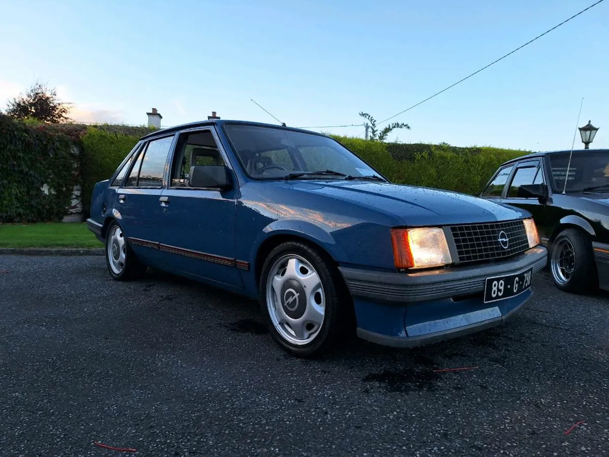 Corsa Nova 1.0 - Image 4