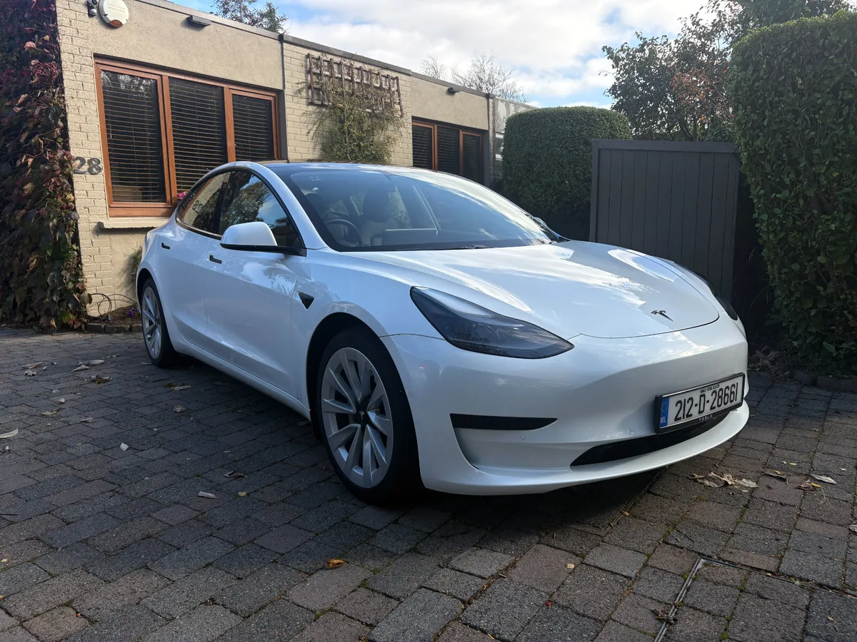 2021 Tesla Model 3 Standard Range Plus (RWD) - Image 1