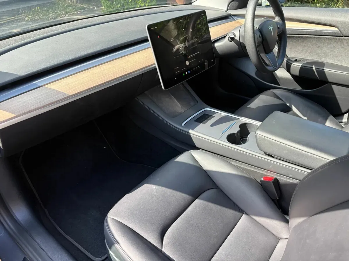 2021 Tesla Model 3 Standard Range Plus (RWD) - Image 4