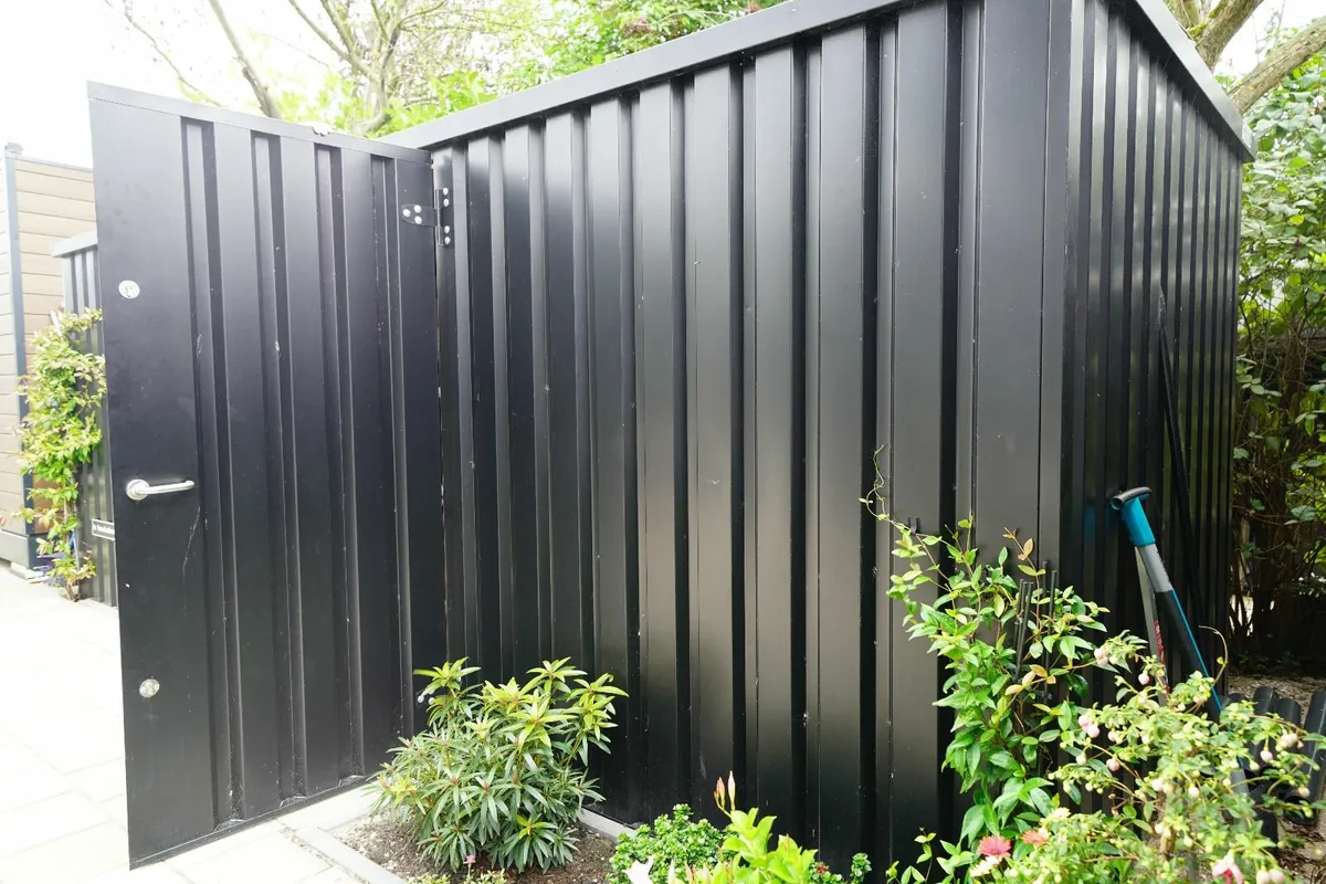 Large metal container RAL 9005 - Image 3