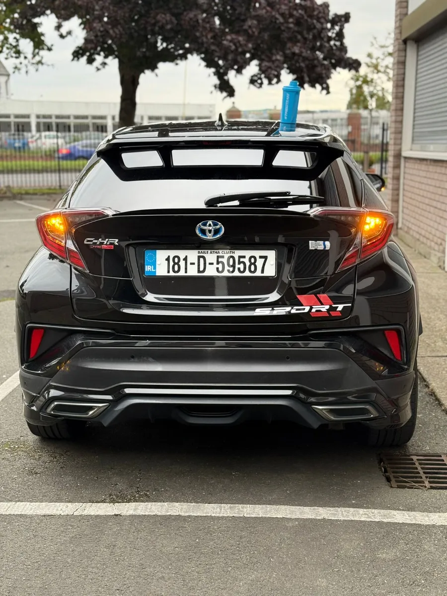 2018 Toyota C-HR (Automatic) – Only 74,000 km! - Image 4