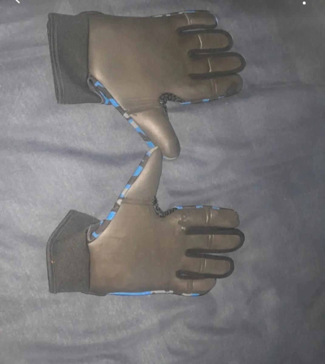 GAA gloves - Image 2