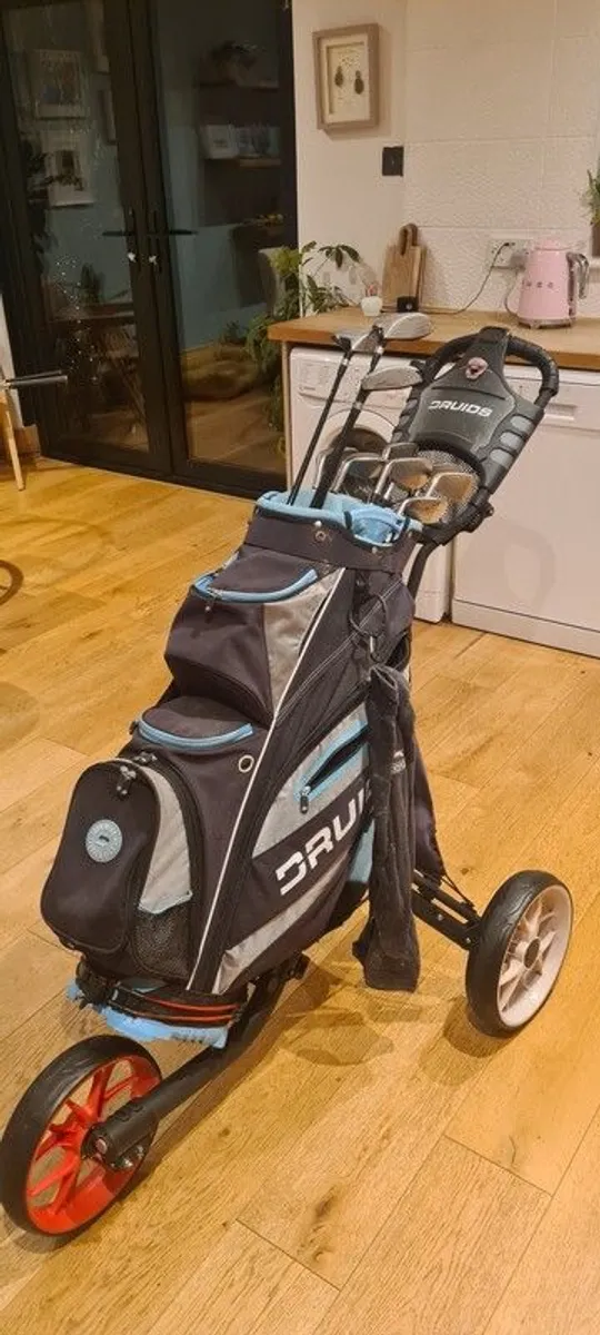 golf set + bag+ trolley. - Image 2