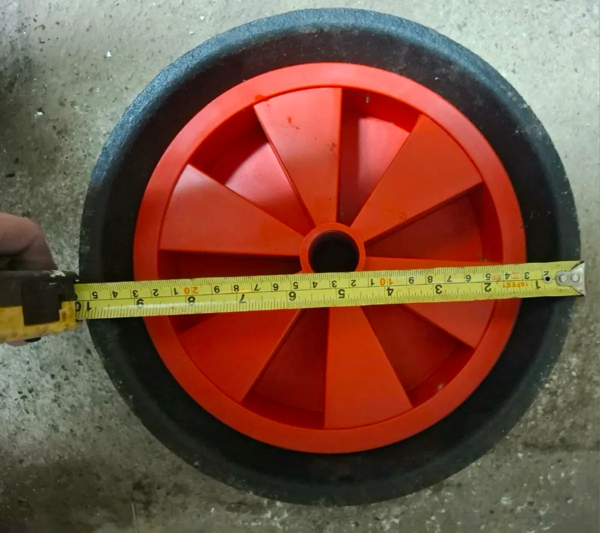 Solid rubber wheels - Image 2