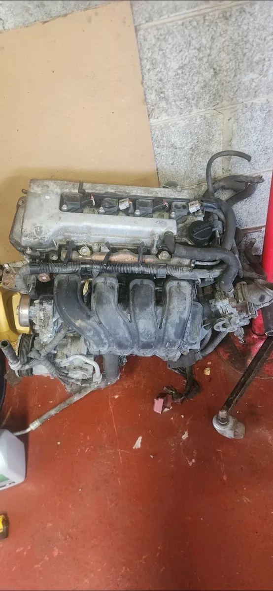 2004 toyota avensis  1.6vvti - Image 1