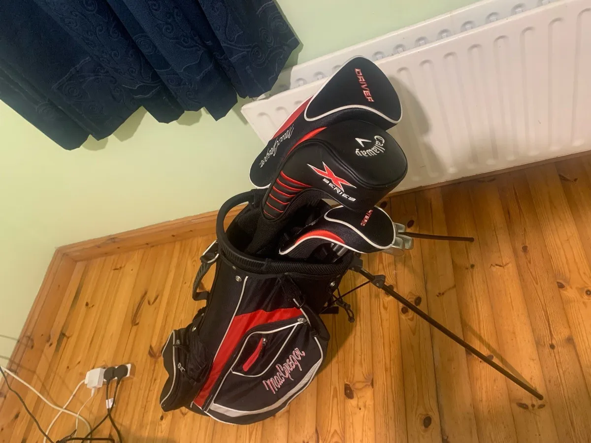 Golf clubs + Golf balls - Image 1
