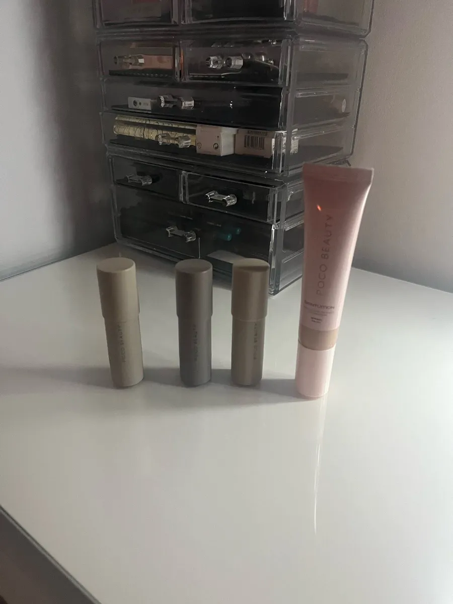 Poco makeup - Image 1