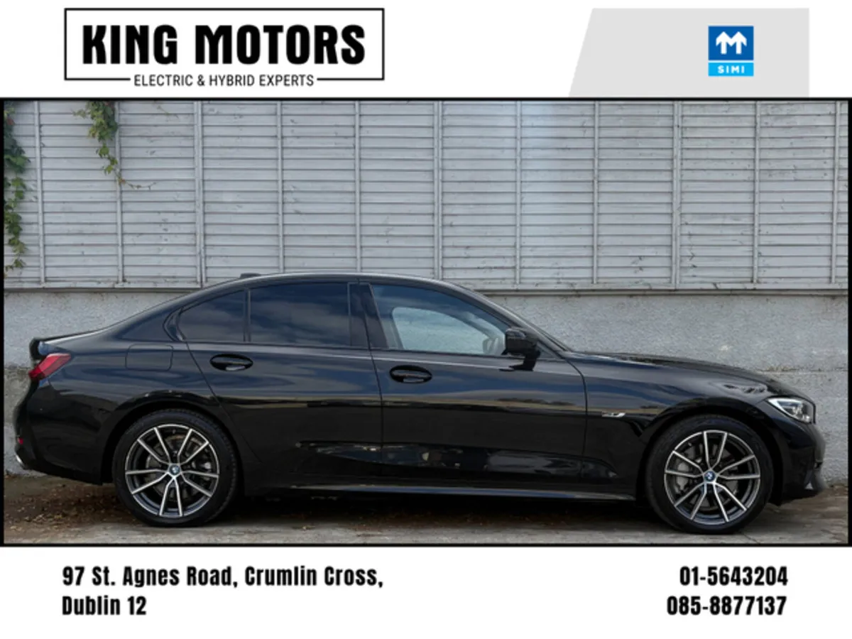 BMW 3-Series 2022 / 330e Sport Pro / Leather - Image 2