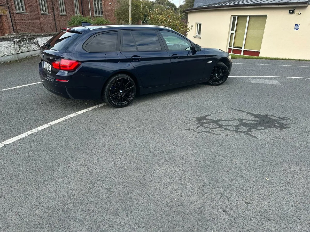 BMW f11 520 - Image 2