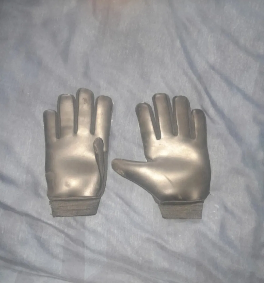 Goalkeeper gloves - Image 2