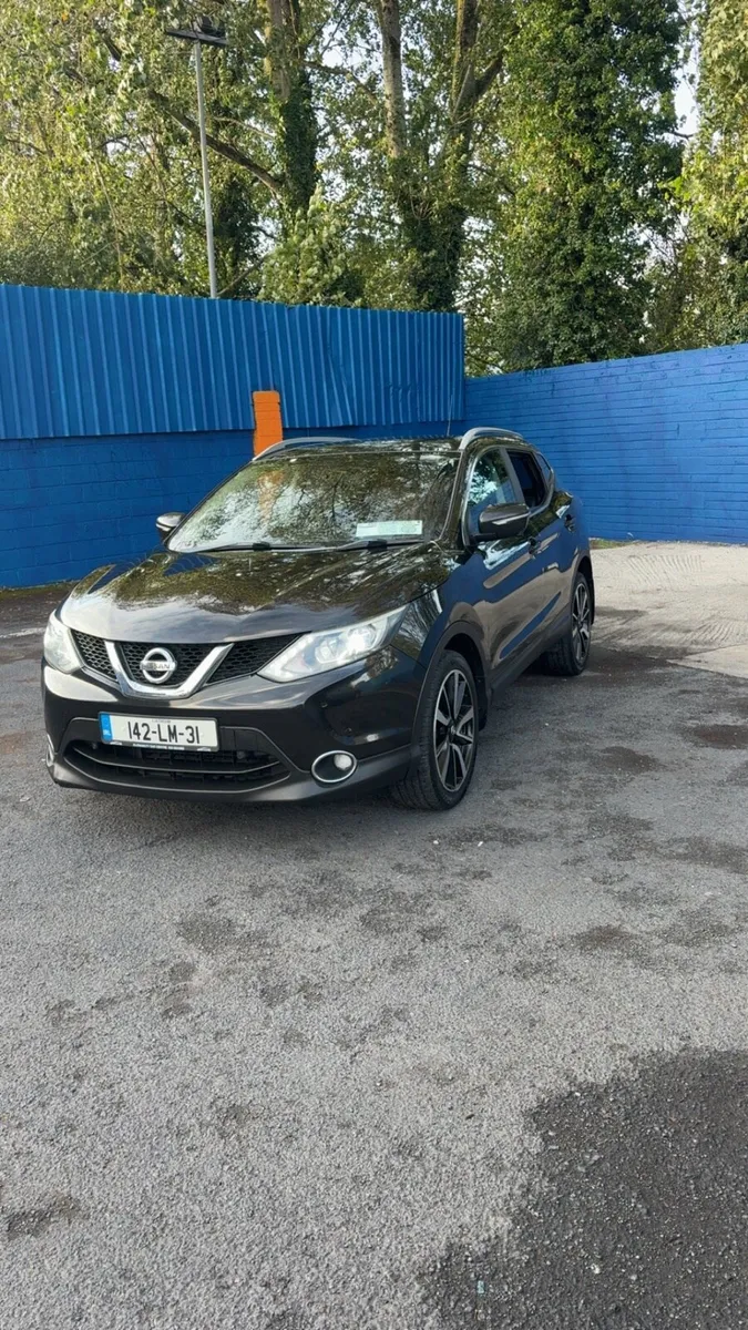 Car - Image 1