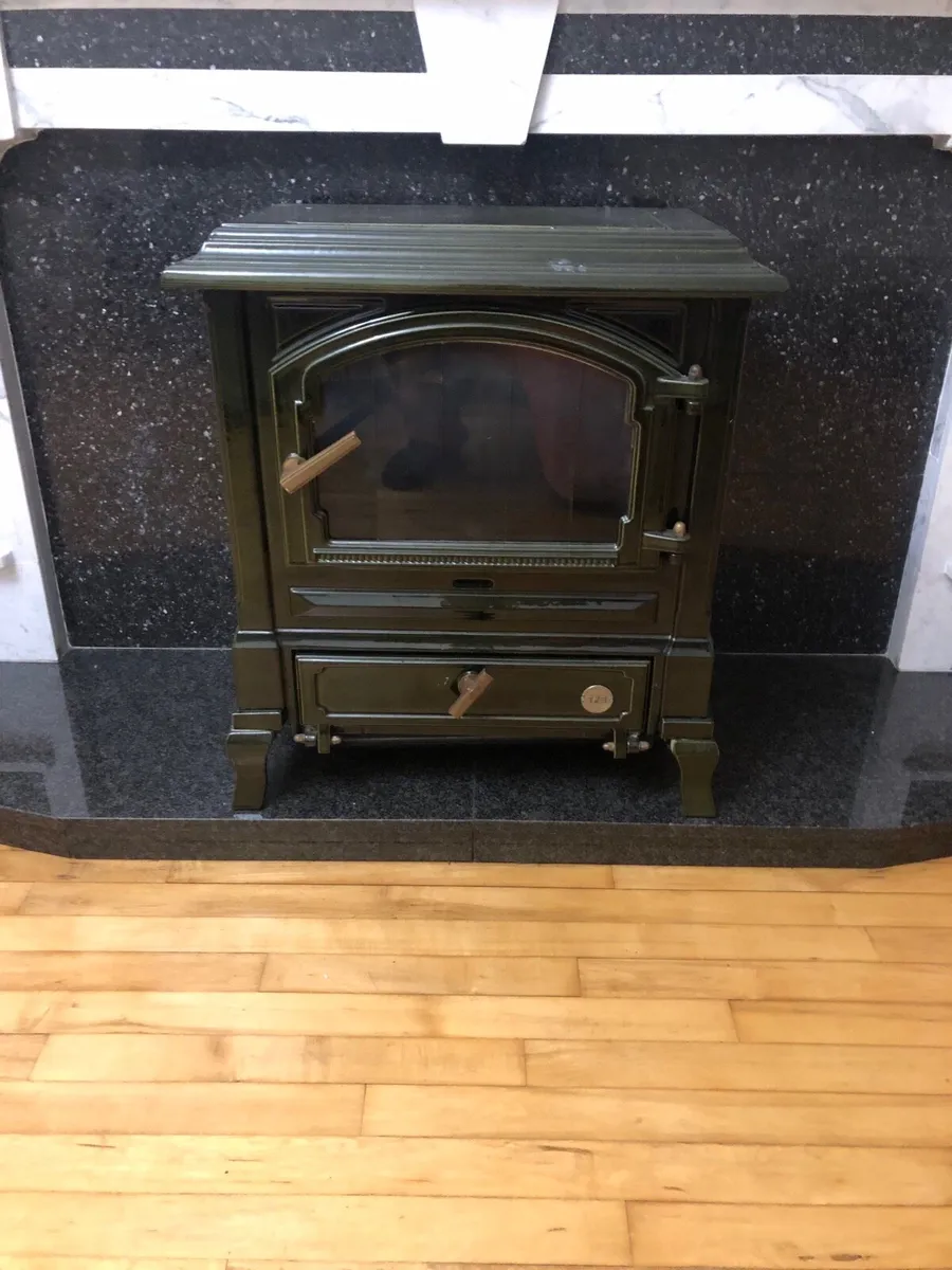 Fire place with marble base - Image 3