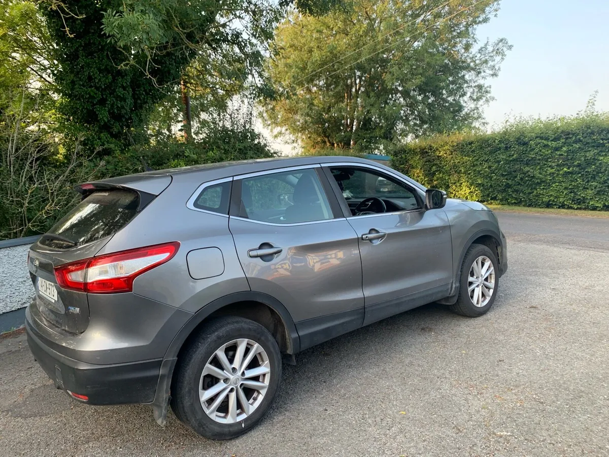 2014 Nissan Qashqai - Image 3