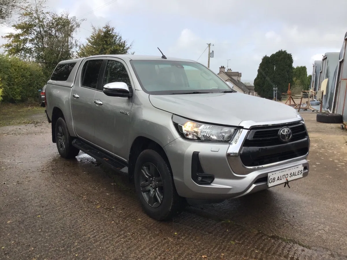 Toyota Hilux - Image 2