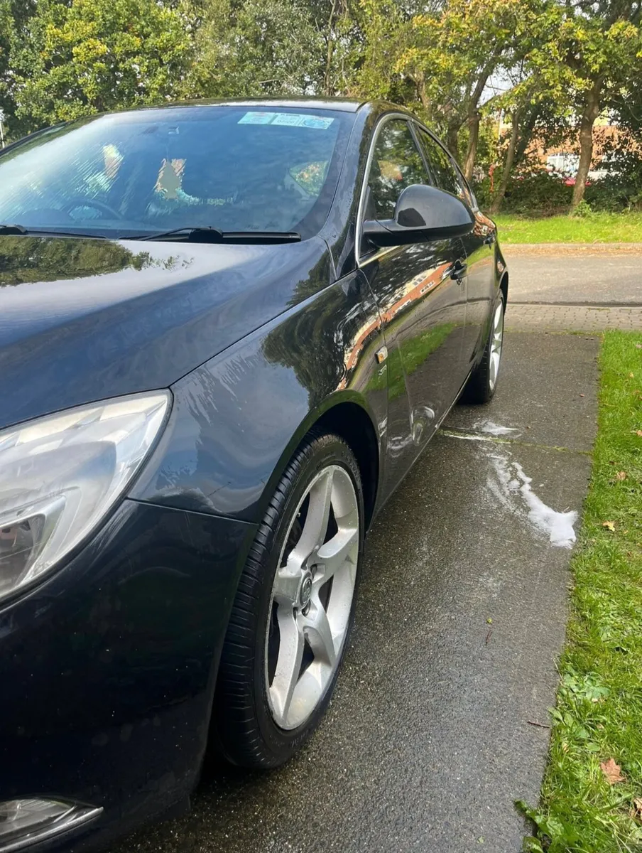 Vauxhall Insignia 2012 - Image 2
