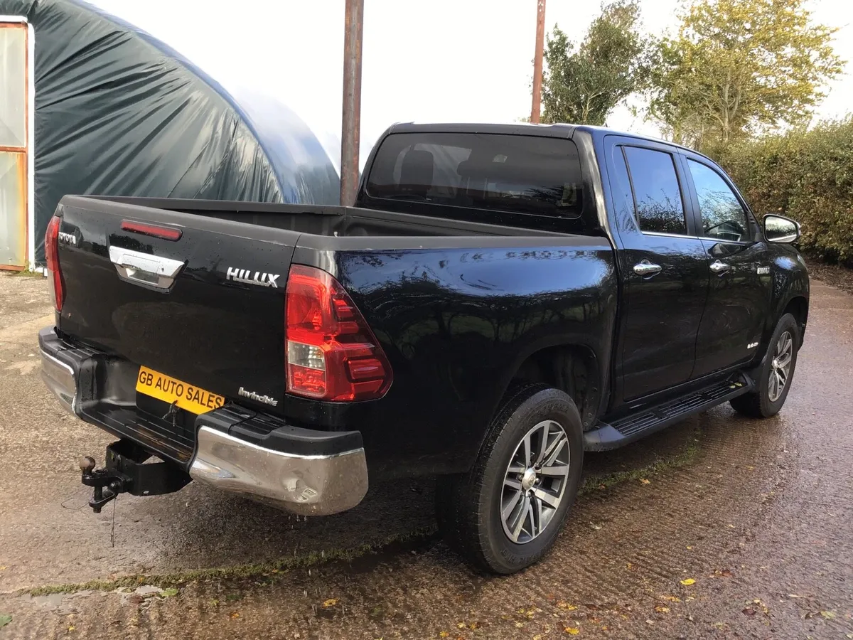Toyota Hilux - Image 3