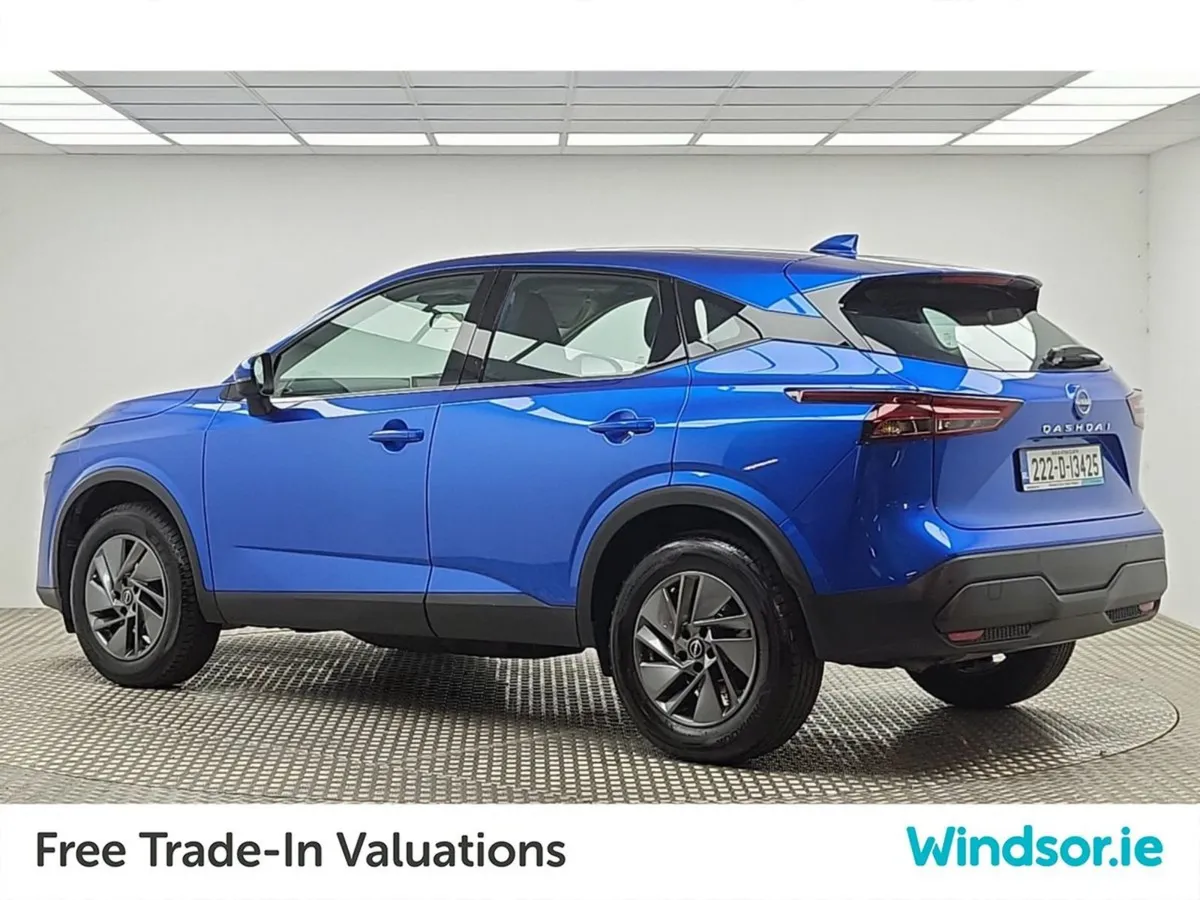 Nissan QASHQAI 1.3 PET Mild Hybrid SV - Image 4