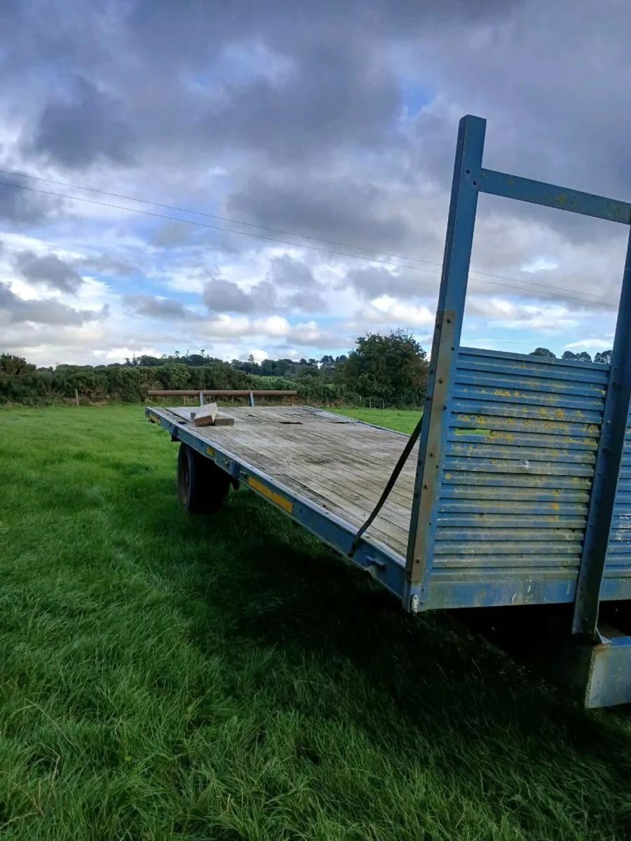 Bale trailer - Image 3