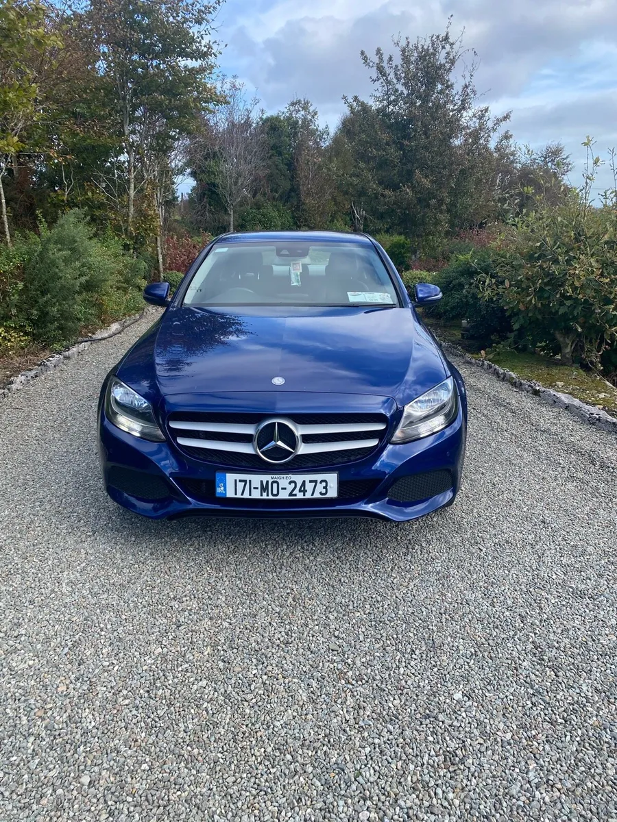 Mercedes-Benz C220 Executive SE - Image 1
