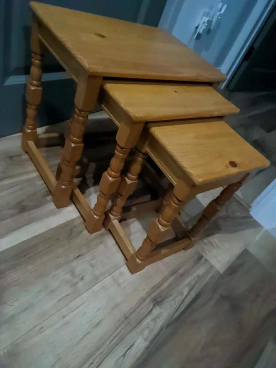 Wooden Nesting side tables 3 piece - Image 3