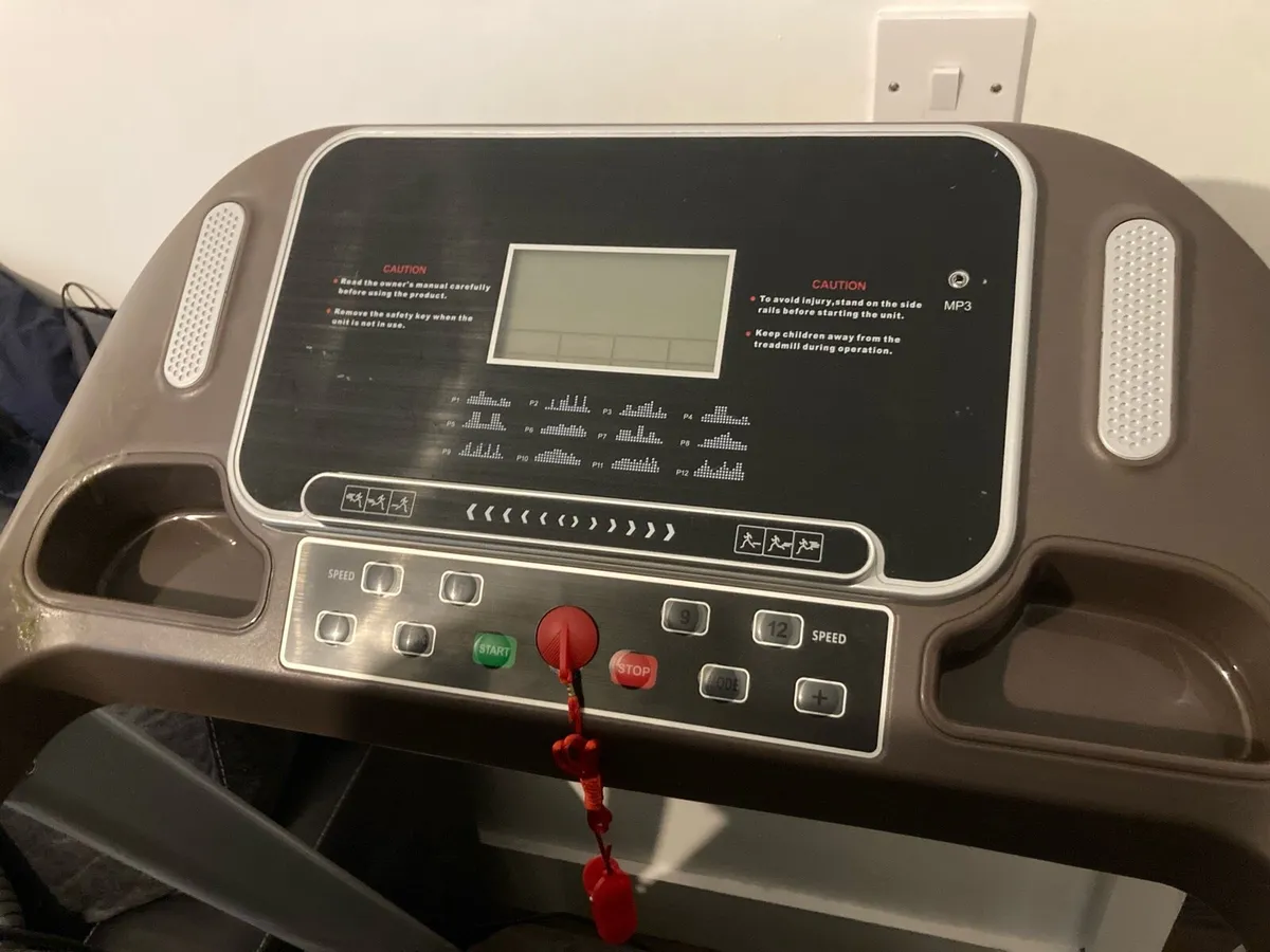 Folding Treadmill - Image 1