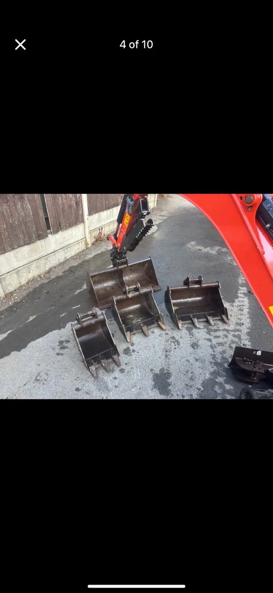 Kubota u17 mini digger - Image 2