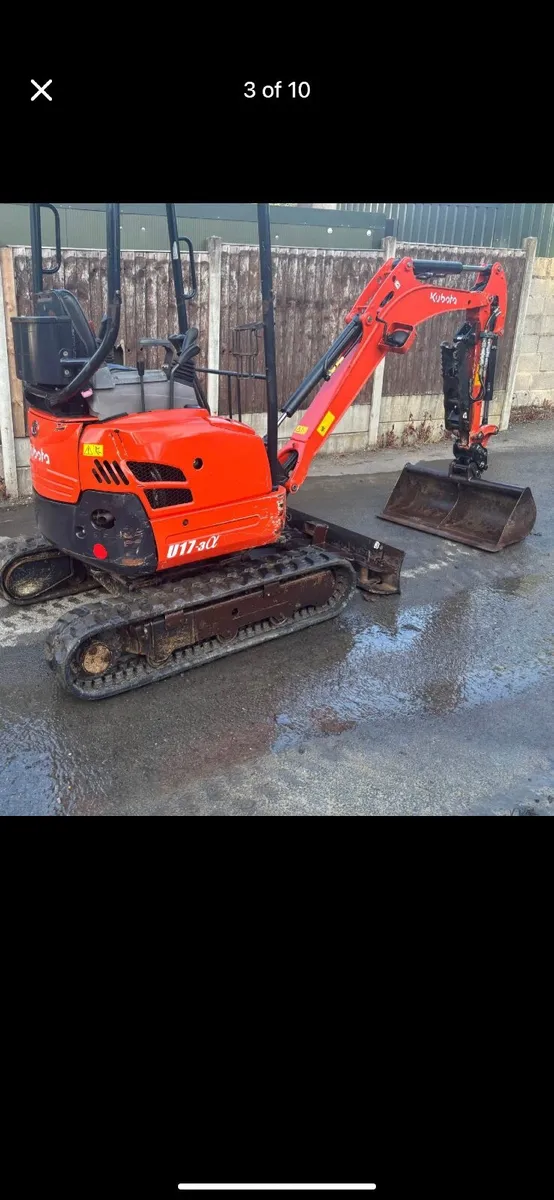 Kubota u17 mini digger - Image 4
