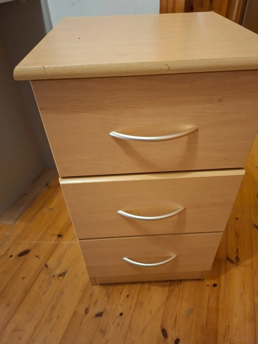 Chests of drawers x2 - Image 1
