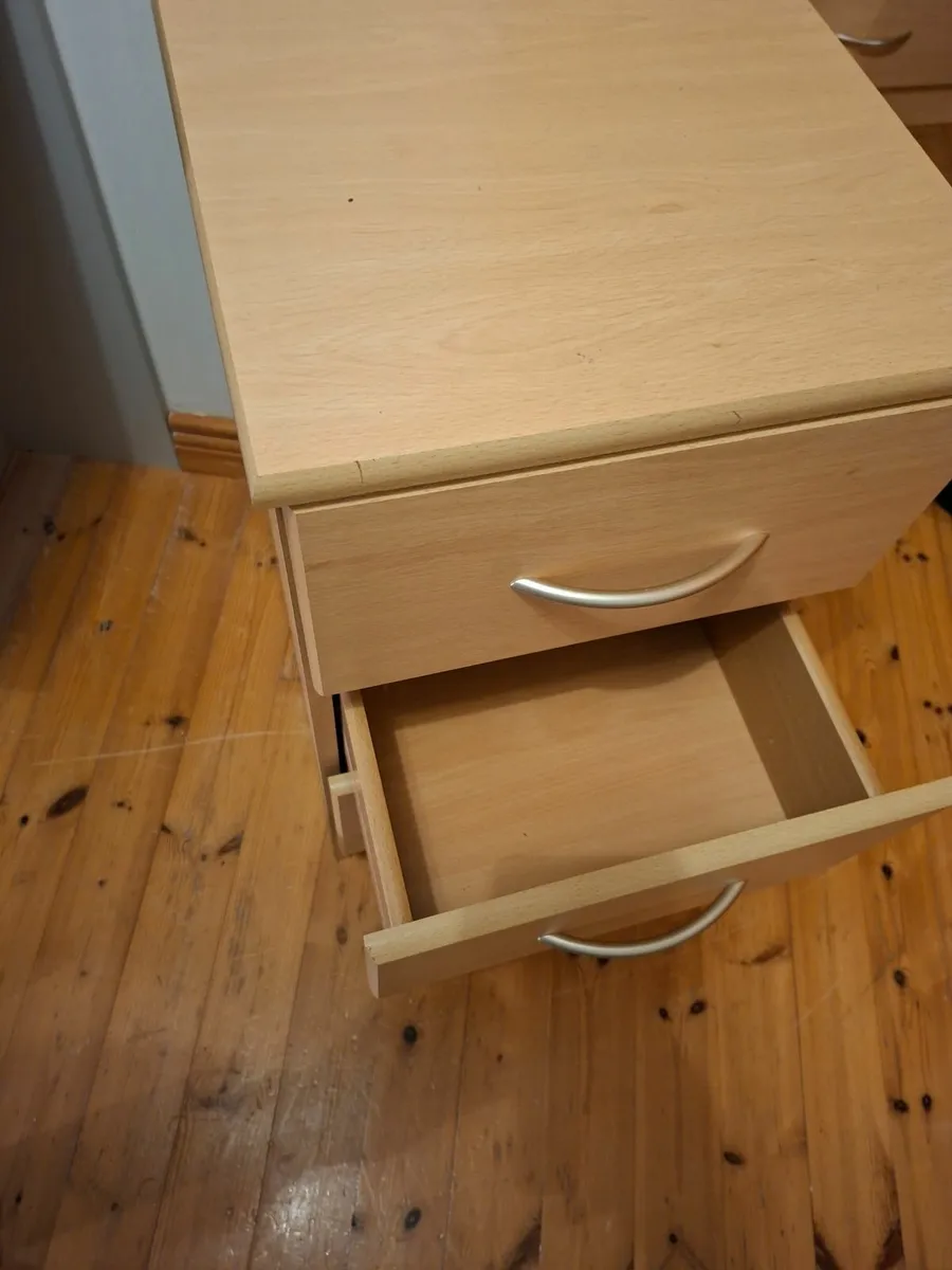 Chests of drawers x2 - Image 3