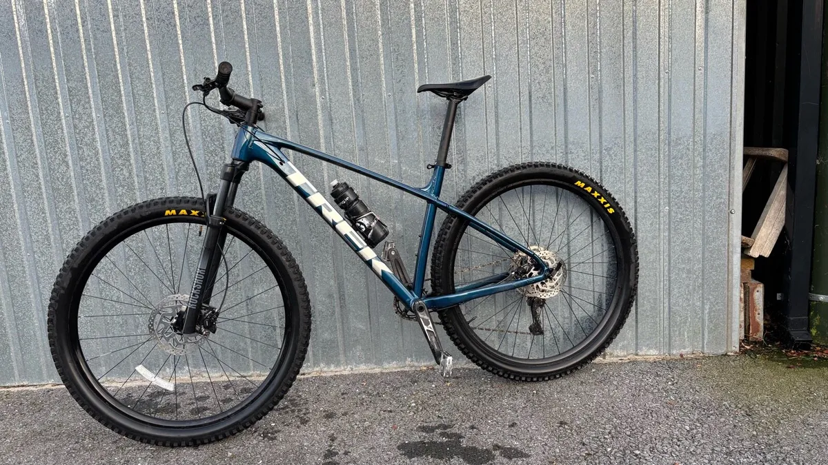 Trek X Caliber 7 mountain bike - Image 2