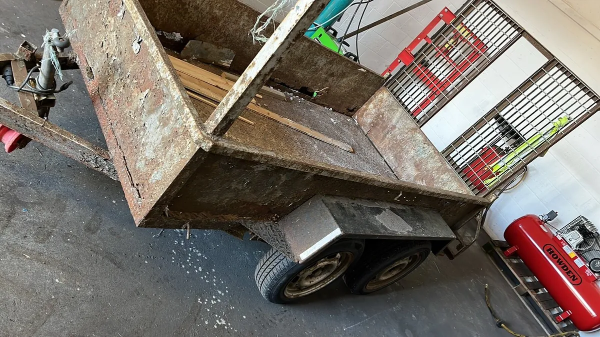 Trailer repairs and rewiring - Image 3