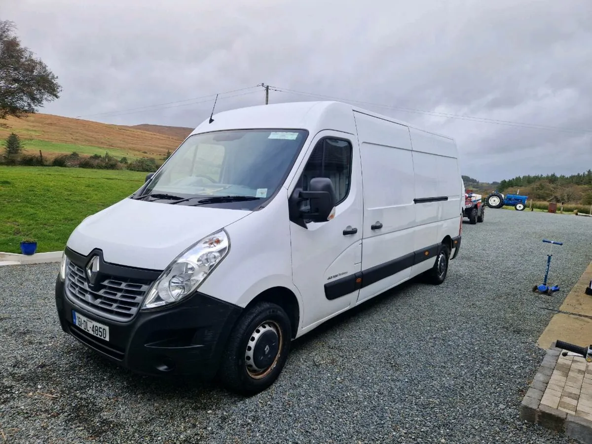 2015 Renault Master - Image 1