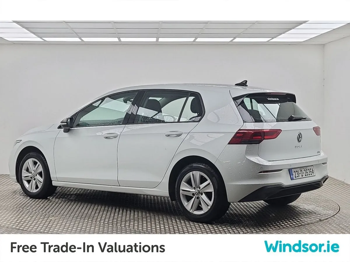 Volkswagen Golf 1.0 TSI 110HP Life Auto - Image 4