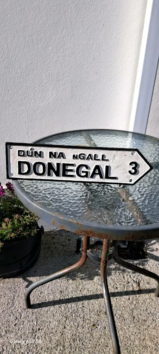 Donegall cast iron sign - Image 1