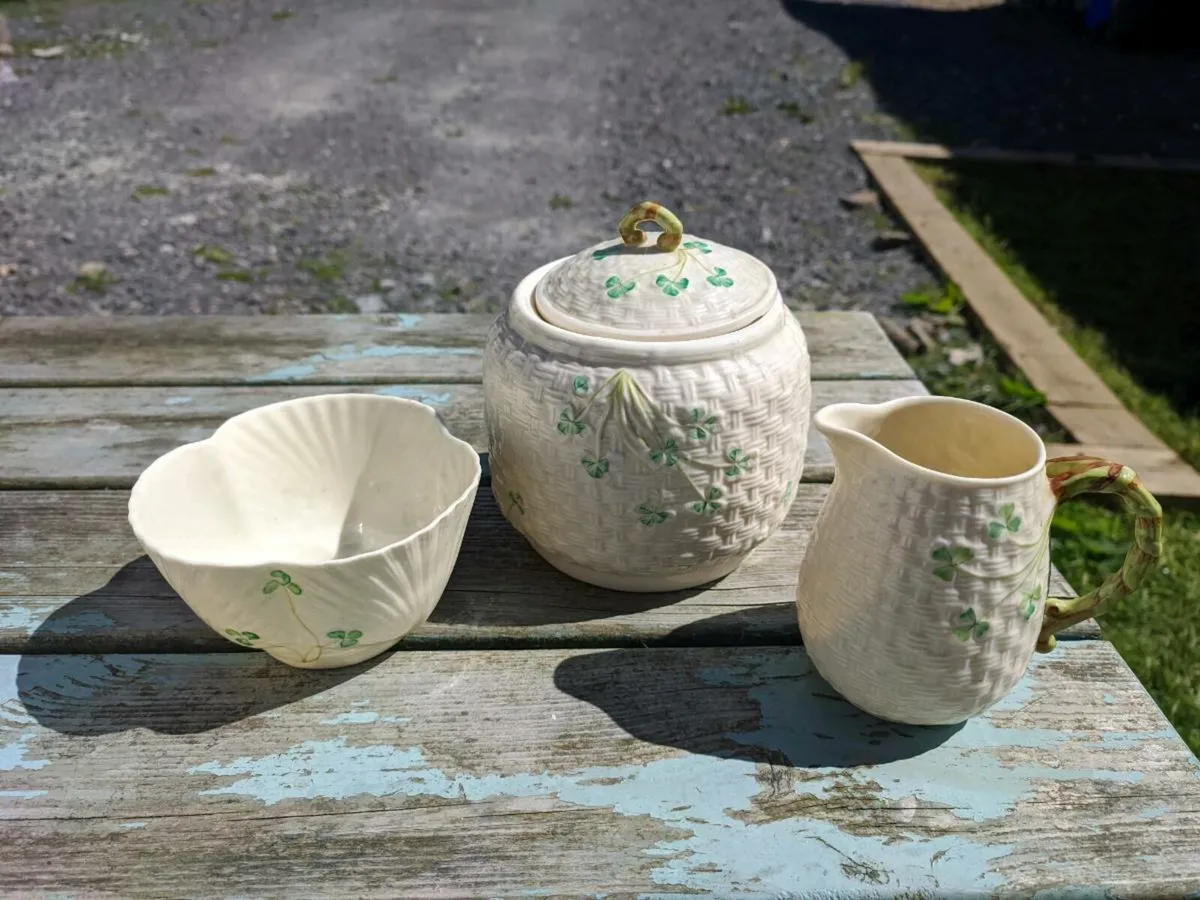 Shamrock detail tea set 3 pieces - Image 1