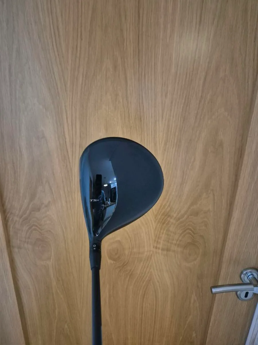 Titleist TSR 2 Driver  (9° Stiff) - Image 4