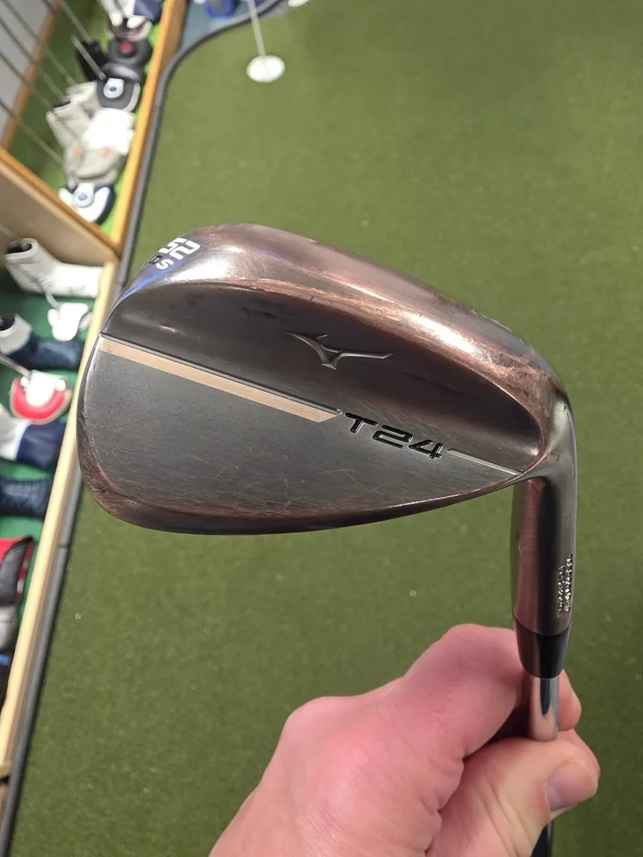 Mizuno T24 Gap Wedge - Image 1