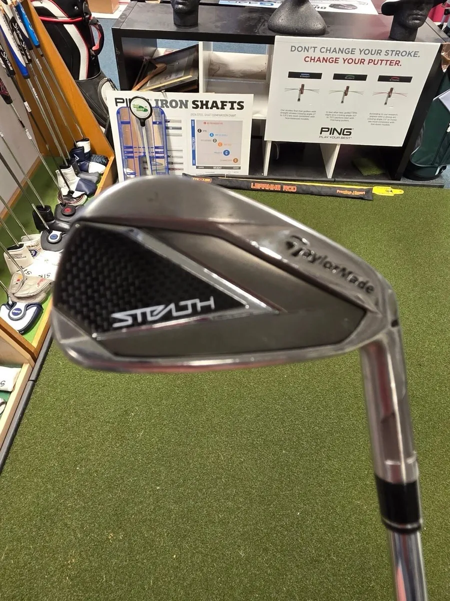 Taylormade Stealth Irons - Image 2