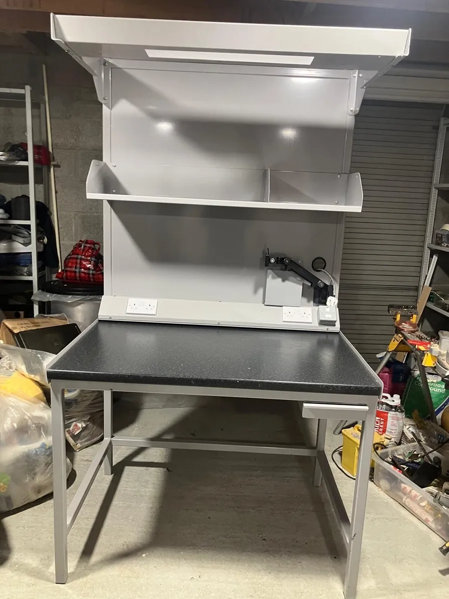 Work bench